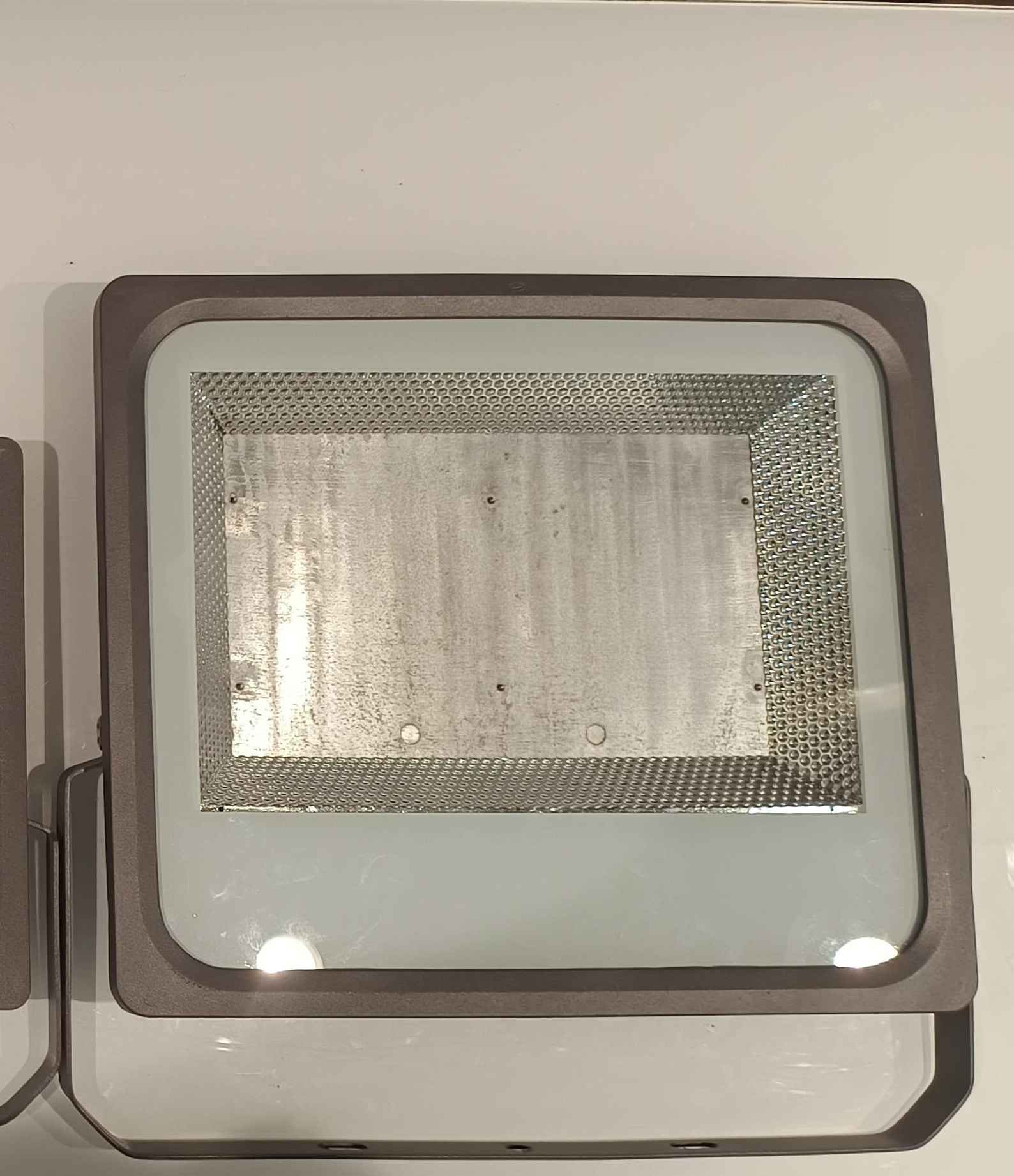 200W/220W/240W Flood Light Glass - UniQ 